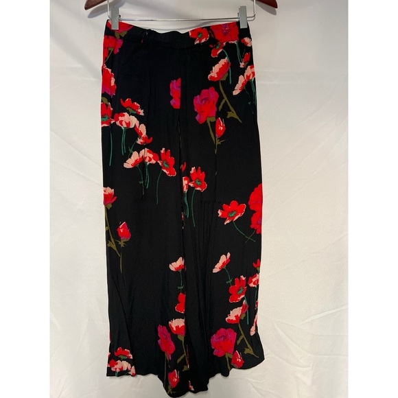 Wilfred Floral Black and Red Wide-Leg Pants - Picture 3 of 4